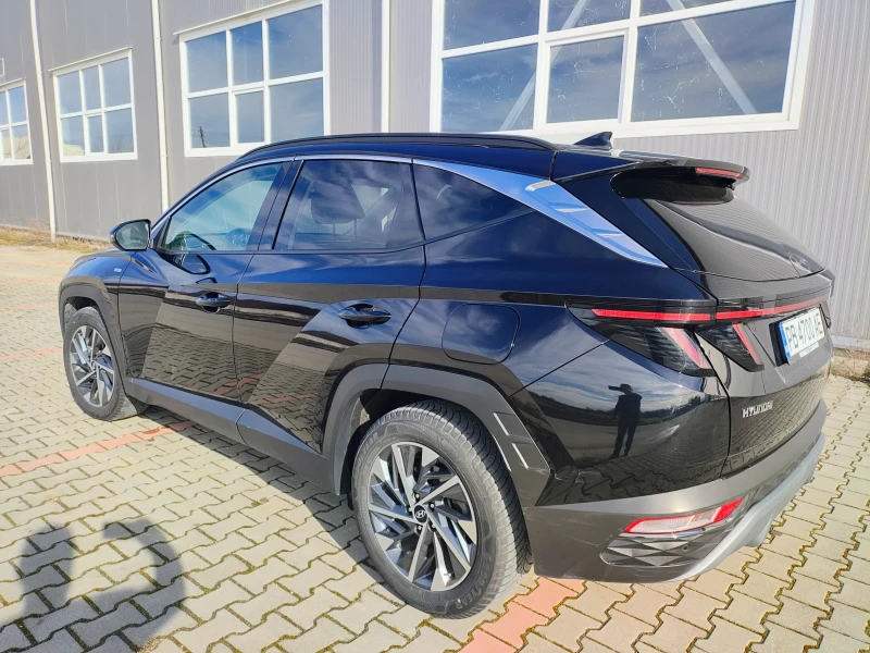 Hyundai Tucson  SUV 4WD, снимка 8 - Автомобили и джипове - 53263861