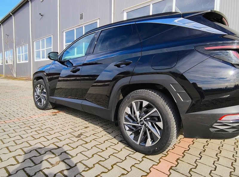 Hyundai Tucson  SUV 4WD, снимка 5 - Автомобили и джипове - 53263861