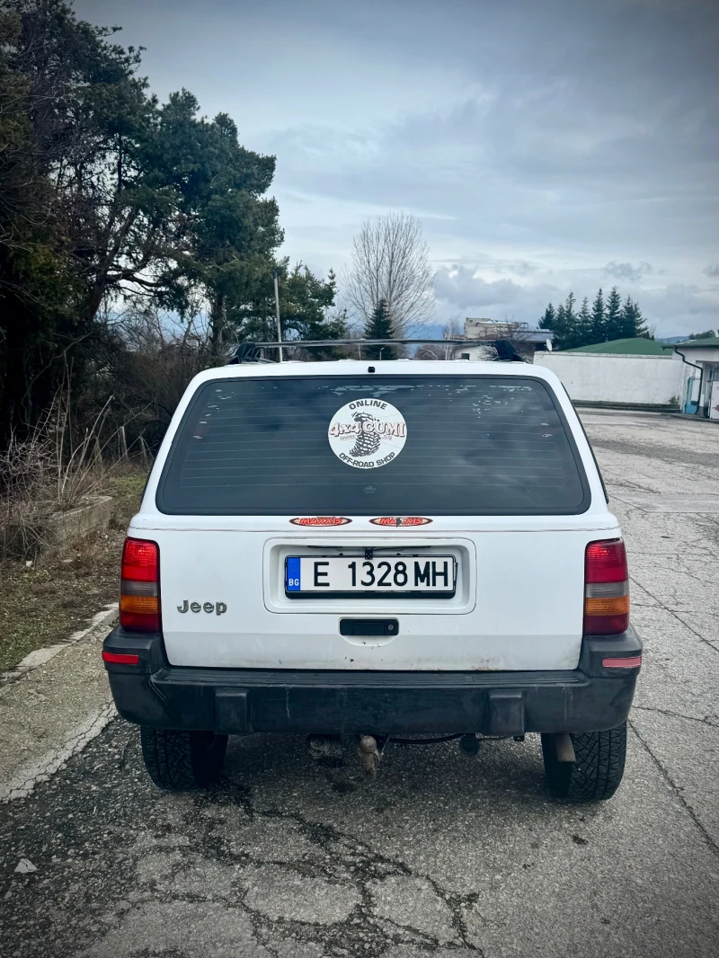 Jeep Grand cherokee 4.0 Газов инжекцион, снимка 3 - Автомобили и джипове - 53287302