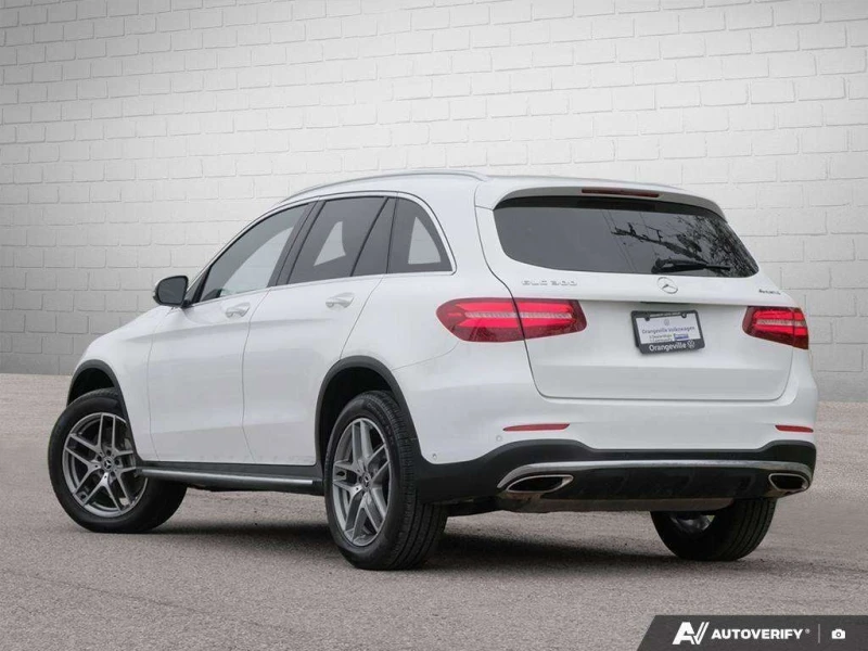 Mercedes-Benz GLC * GLC300 Base 4M * CARFAX * ЦЕНА ДО БГ, снимка 4 - Автомобили и джипове - 53445145