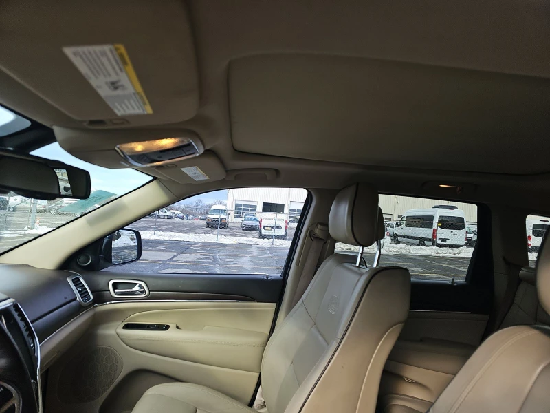 Jeep Grand cherokee Overland, снимка 12 - Автомобили и джипове - 53513534