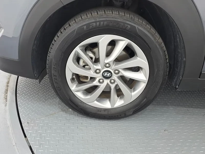 Hyundai Tucson Diesel 1.7 2Wd Modern/ Nardo Grey! | Mobile.bg � ����������� 5
