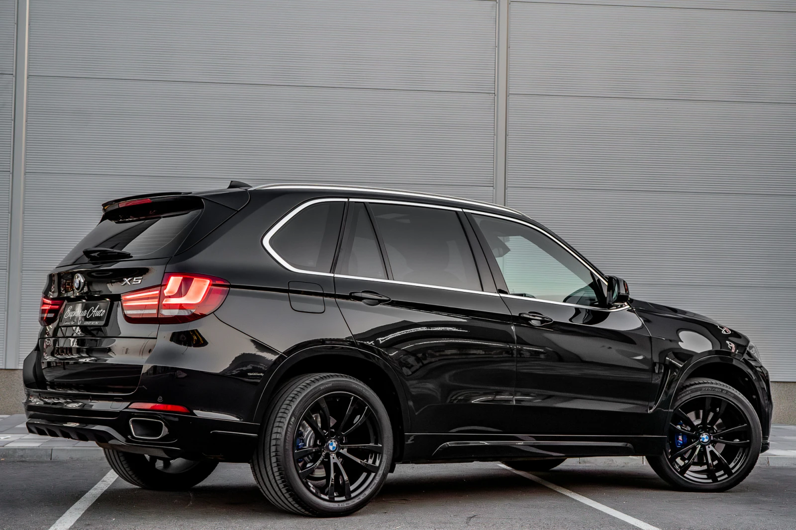 BMW X5 3.0D/X-DRIVE/LOUNGE PLUS/M-SPORT/PANO/7-МЕСТЕН - изображение 5