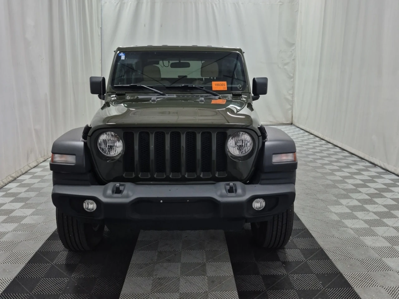 Jeep Wrangler * CARFAX * АВТО КРЕДИТ * ЦЕНА ДО БГ! - изображение 2
