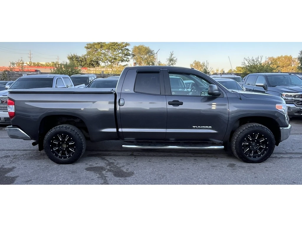 Toyota Tundra SR* V8* AWD*  - изображение 3