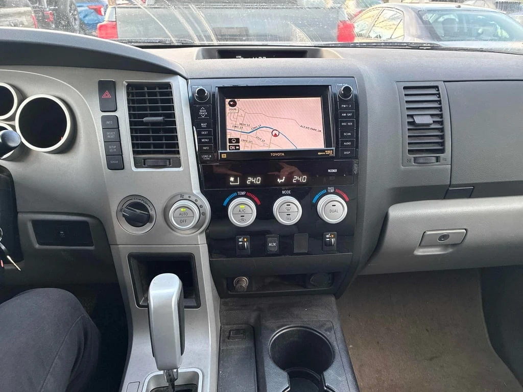 Toyota Tundra * Limited * CARFAX * ��� ������������ ������ | Mobile.bg � ����������� 9