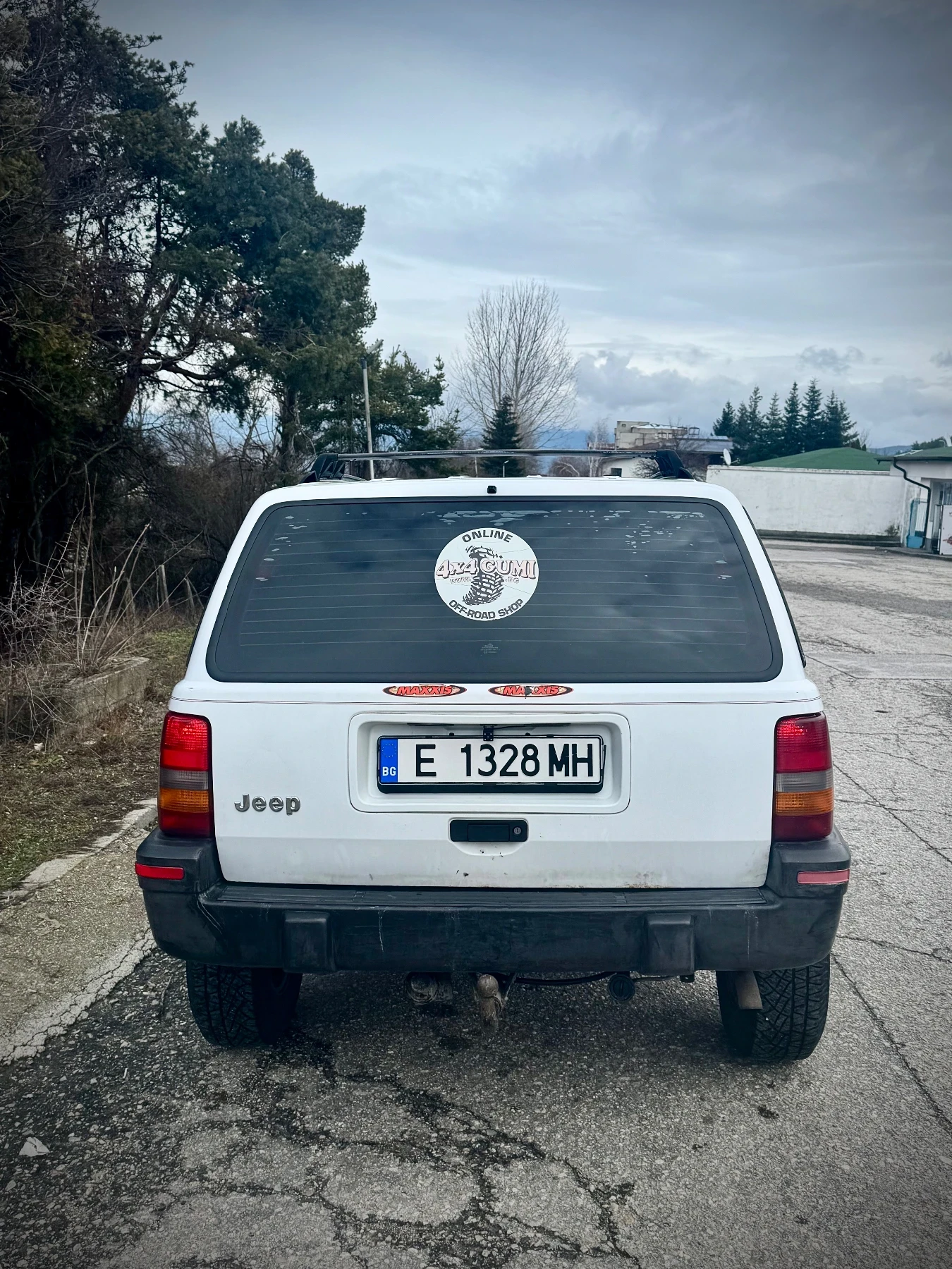 Jeep Grand cherokee 4.0 Газов инжекцион - изображение 3