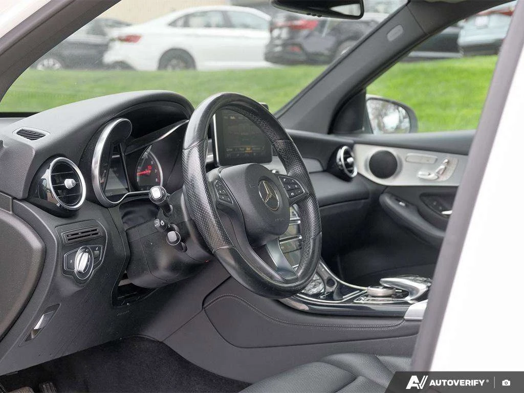 Mercedes-Benz GLC * GLC300 Base 4M * CARFAX * ЦЕНА ДО БГ - изображение 10