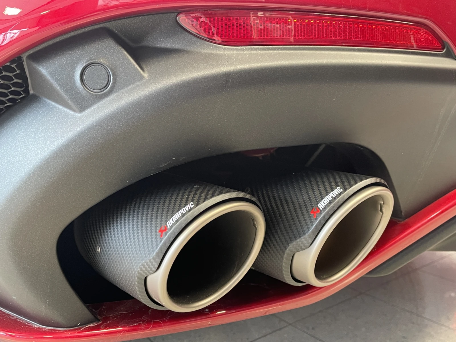 Alfa Romeo Stelvio QV 2.9 V6 Bi-Turbo Petrol 520 hp AT8 Q4, снимка 17 - Автомобили и джипове - 54292639
