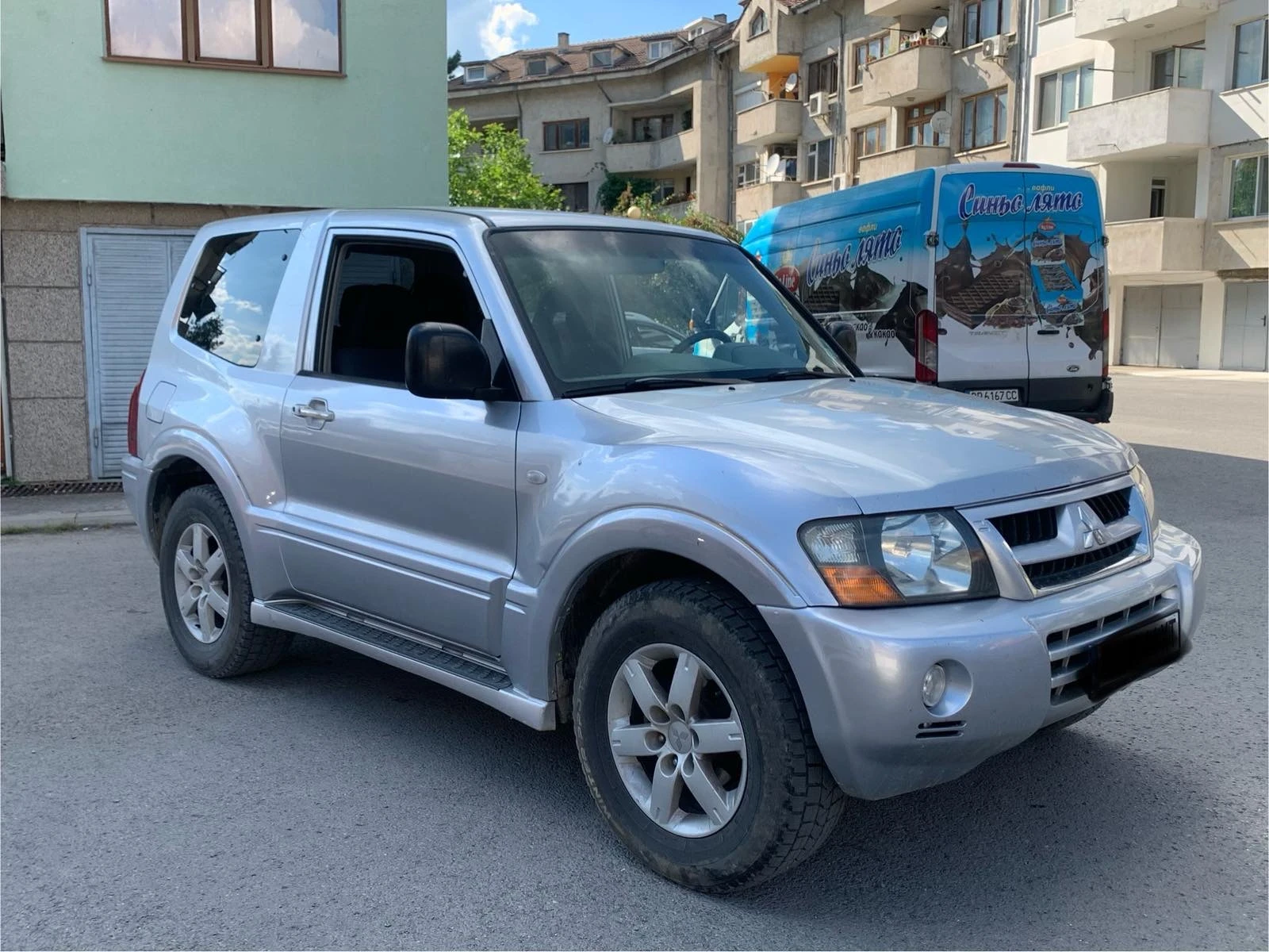 Mitsubishi Pajero, снимка 2 - Автомобили и джипове - 54972561