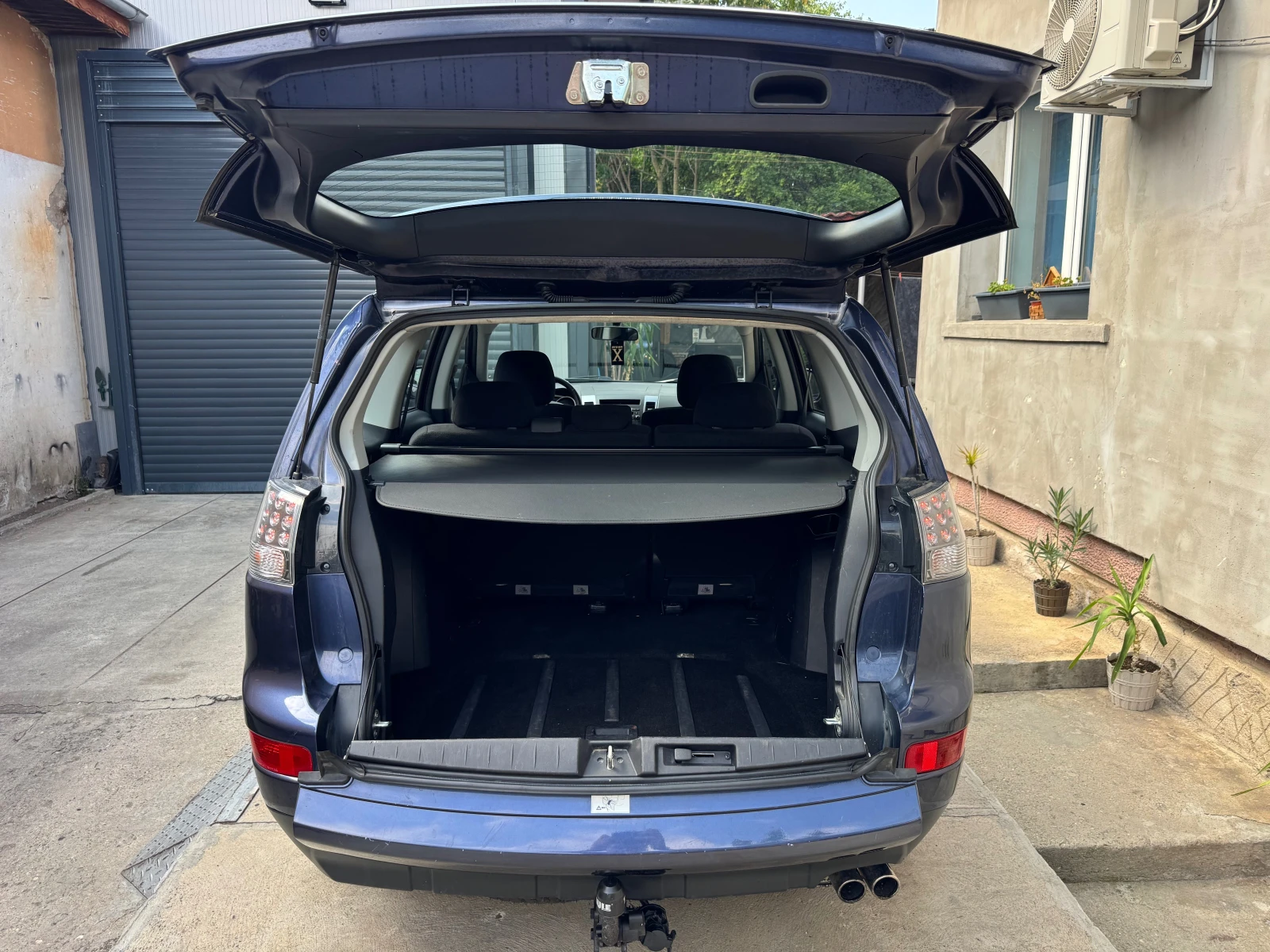 Mitsubishi Outlander 2.0DiD-140к.с., снимка 14 - Автомобили и джипове - 55601663