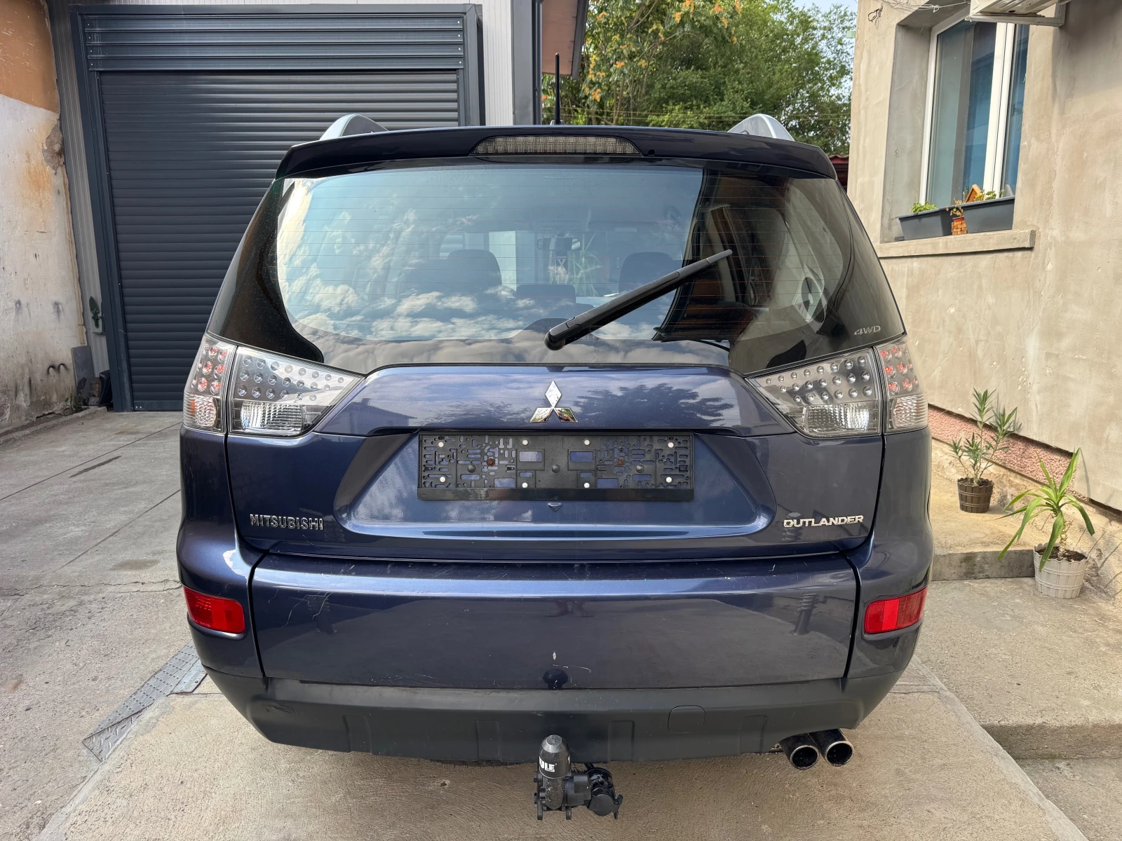 Mitsubishi Outlander 2.0DiD-140к.с., снимка 4 - Автомобили и джипове - 55601663
