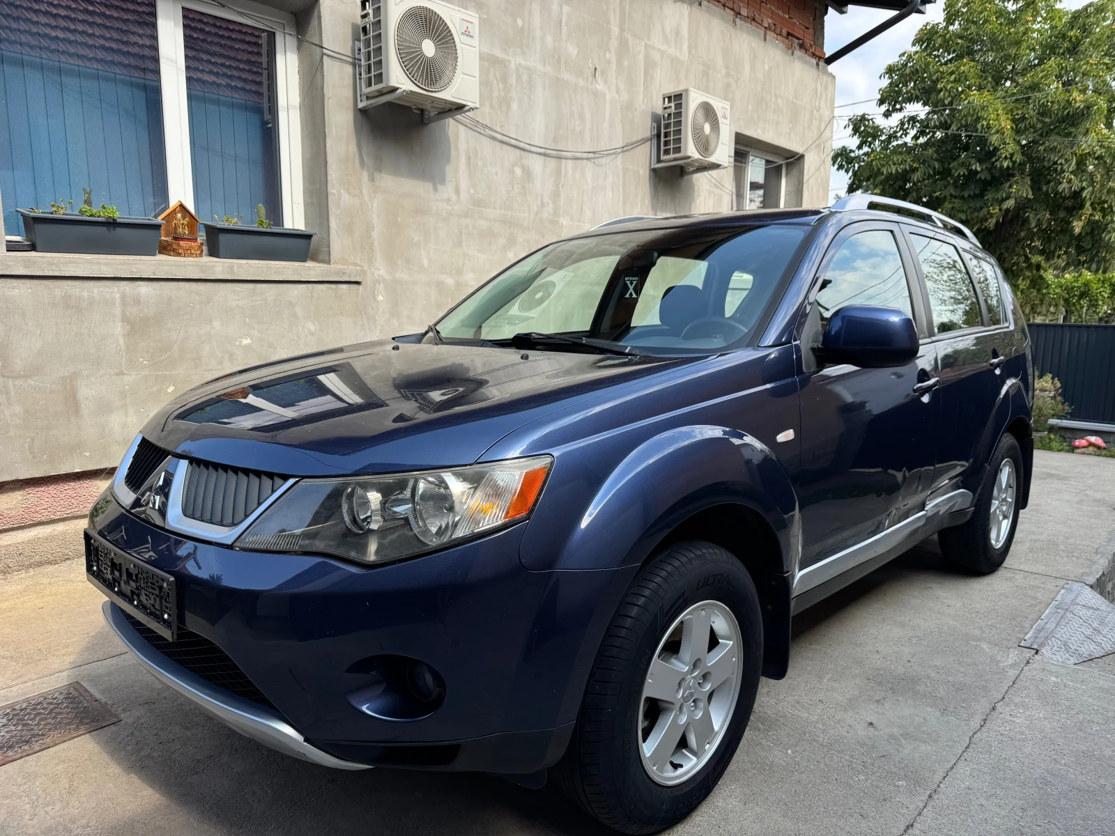 Mitsubishi Outlander 2.0DiD-140к.с., снимка 5 - Автомобили и джипове - 55601663