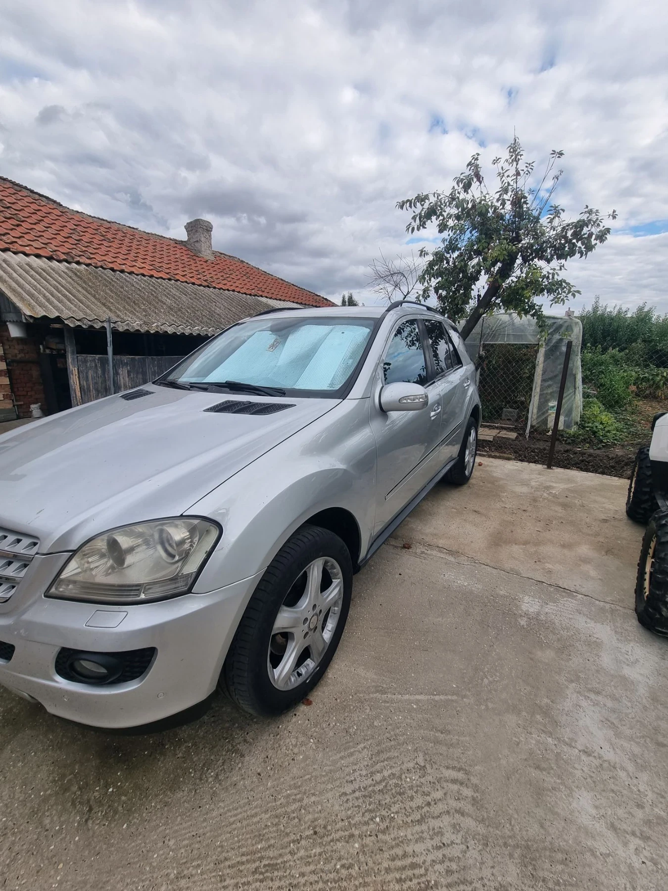 Mercedes-Benz ML 320