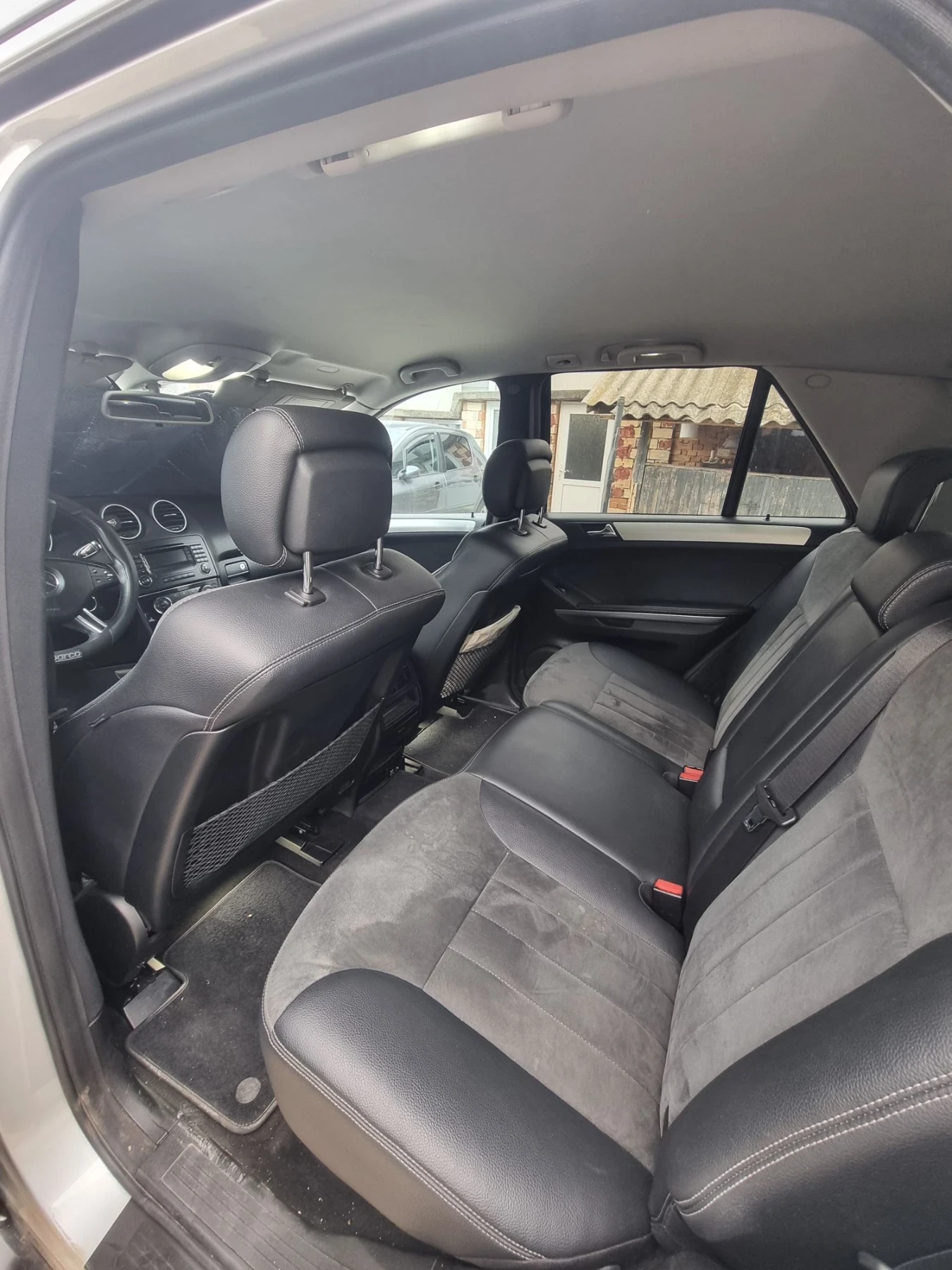 Mercedes-Benz ML 320, снимка 8 - Автомобили и джипове - 56157503