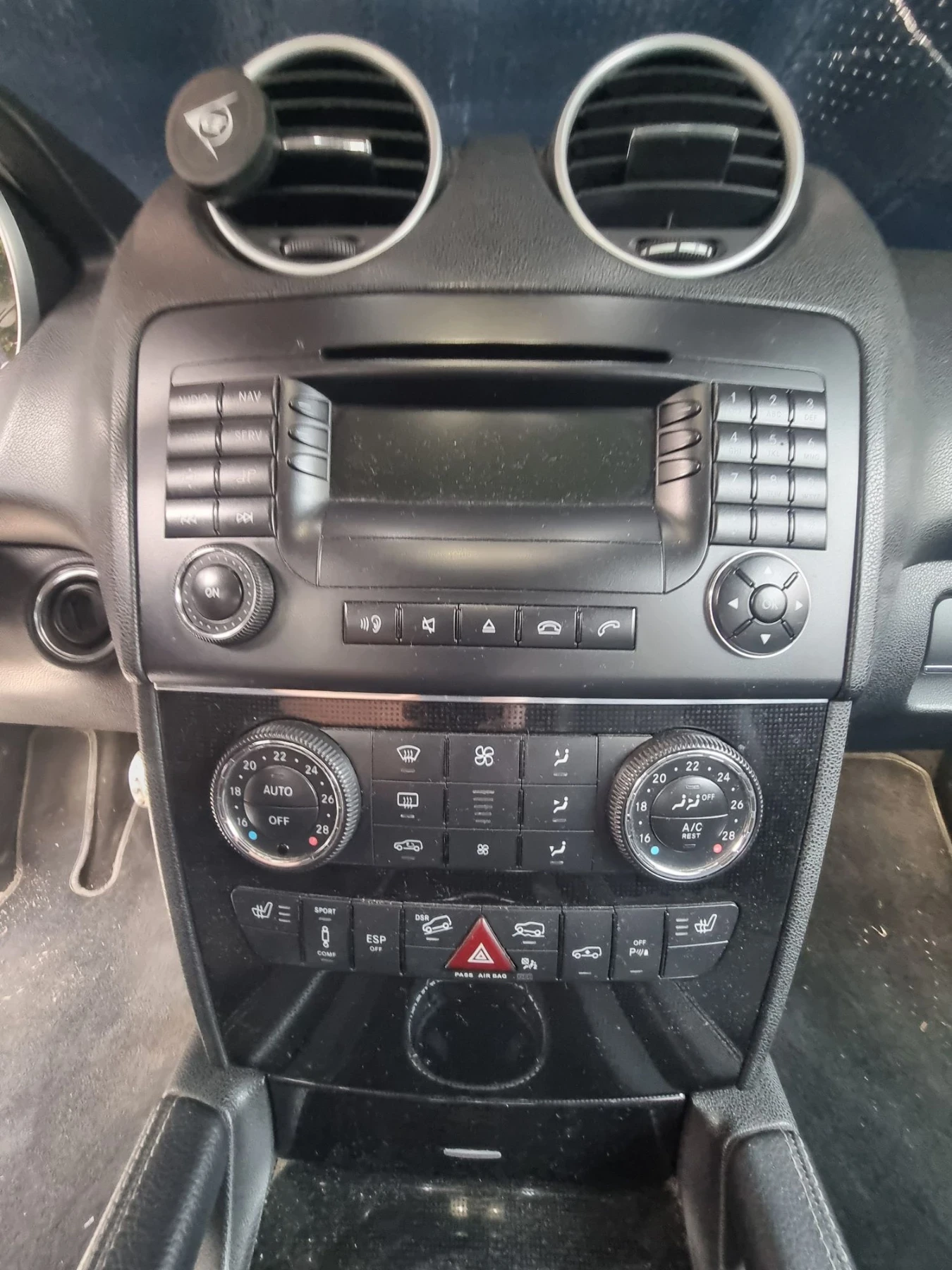 Mercedes-Benz ML 320, снимка 11 - Автомобили и джипове - 56157503