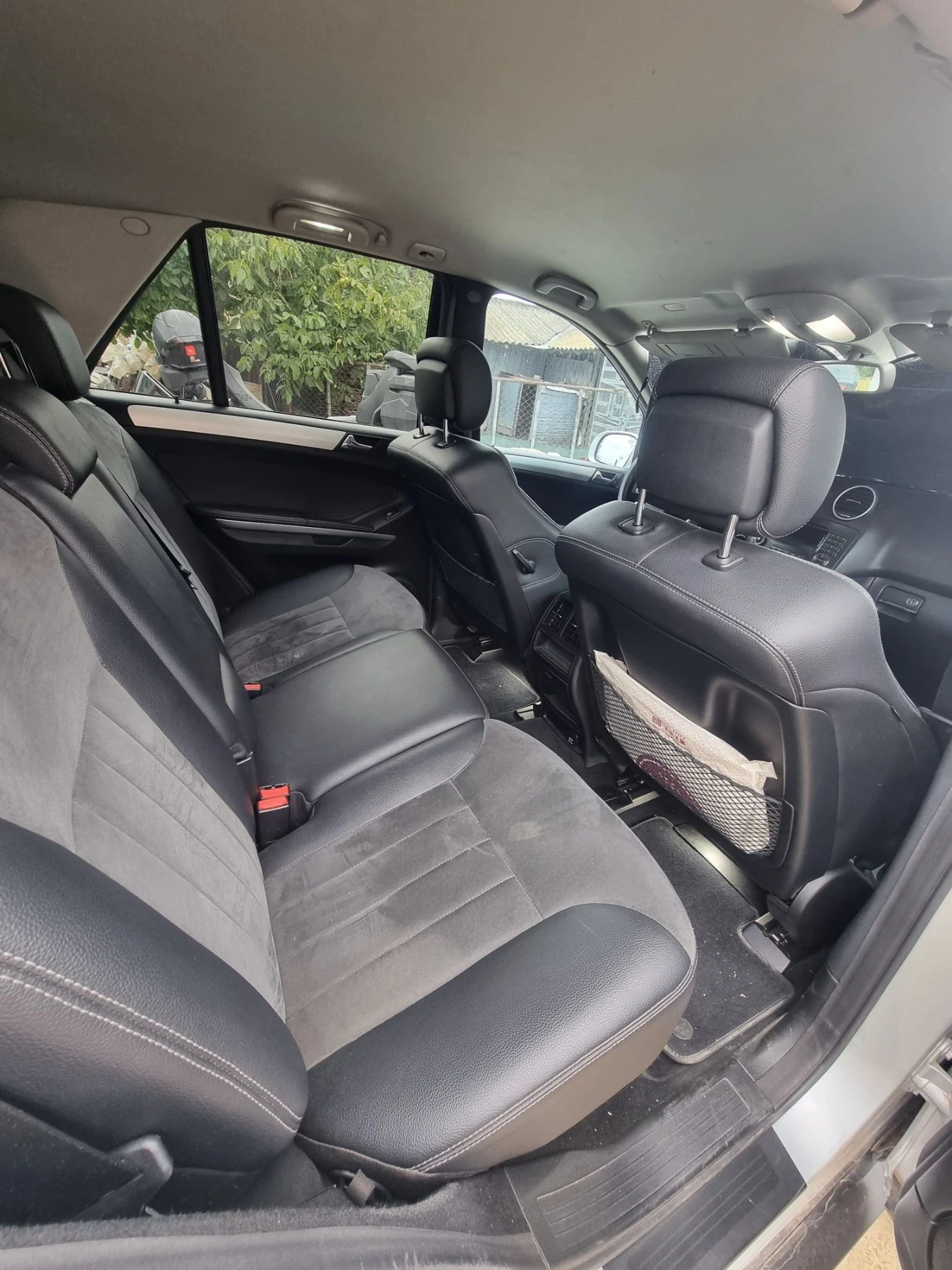 Mercedes-Benz ML 320, снимка 10 - Автомобили и джипове - 56157503