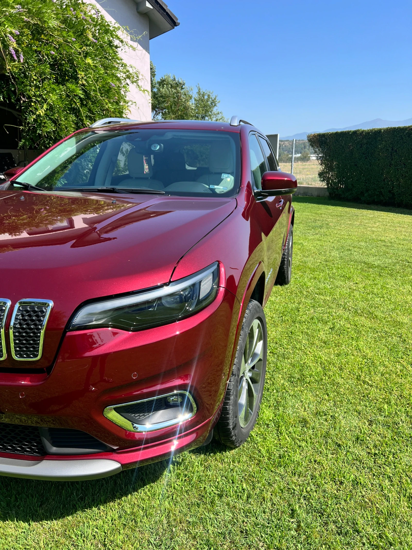 Jeep Cherokee, снимка 2 - Автомобили и джипове - 56331552