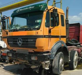     Mercedes-Benz 3238