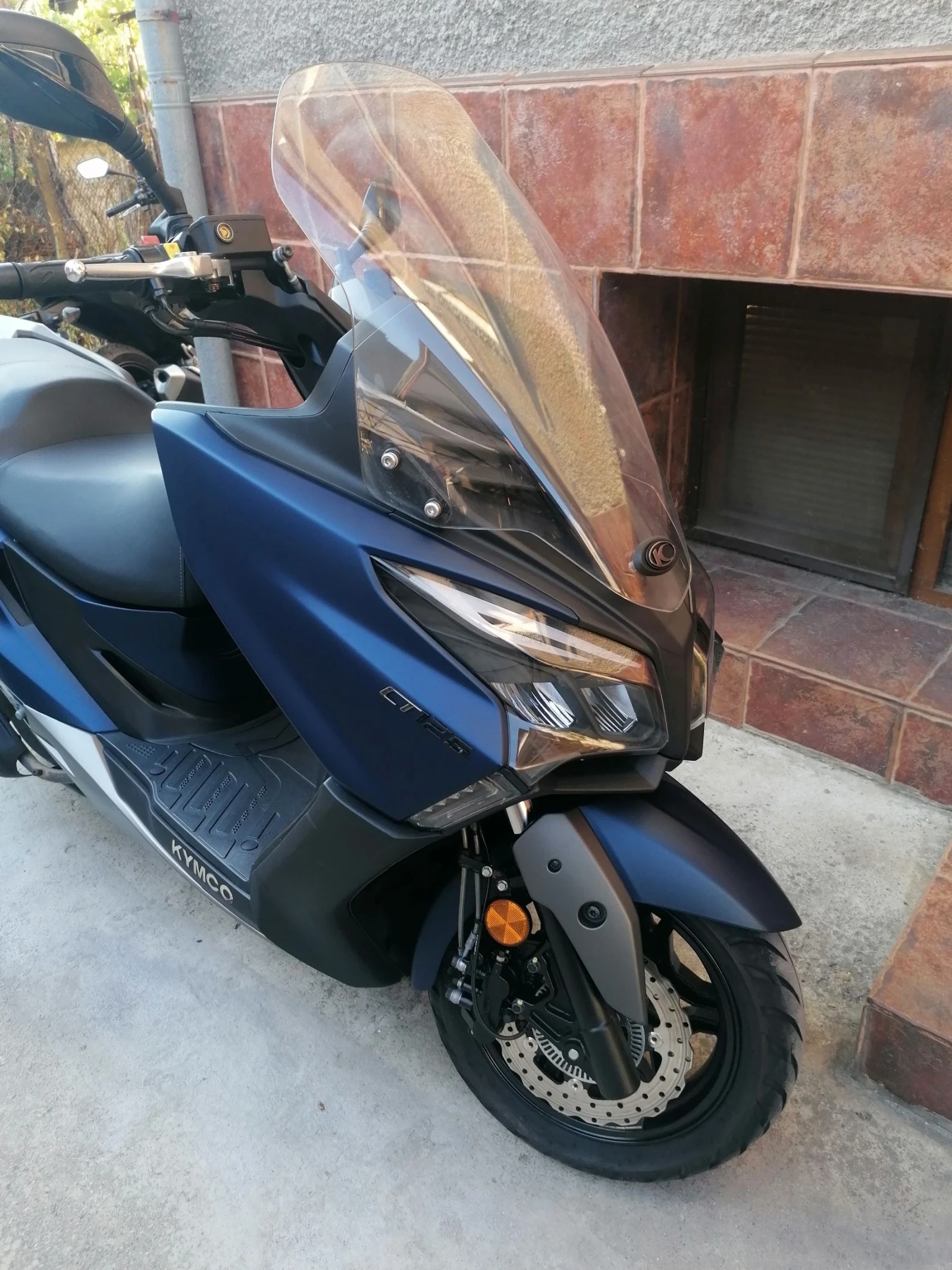 Kymco Downtown X town  sity 125i - изображение 5