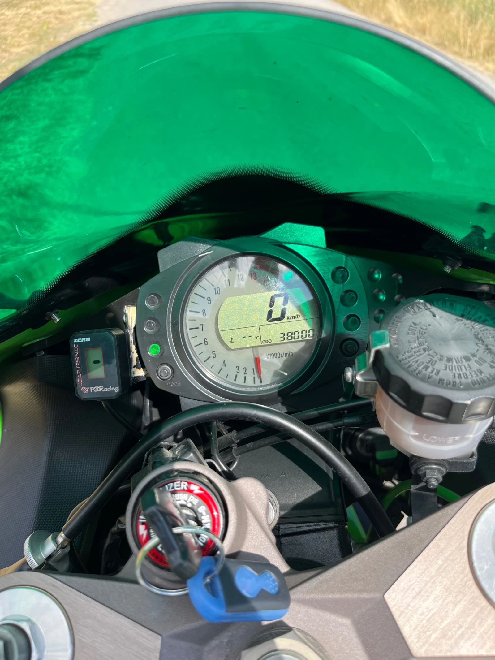 Kawasaki Ninja Zx-10r - изображение 8
