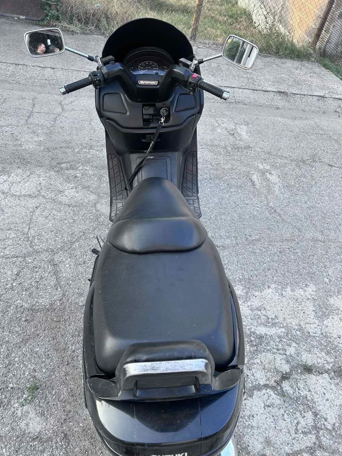 Suzuki Burgman 400 - изображение 8