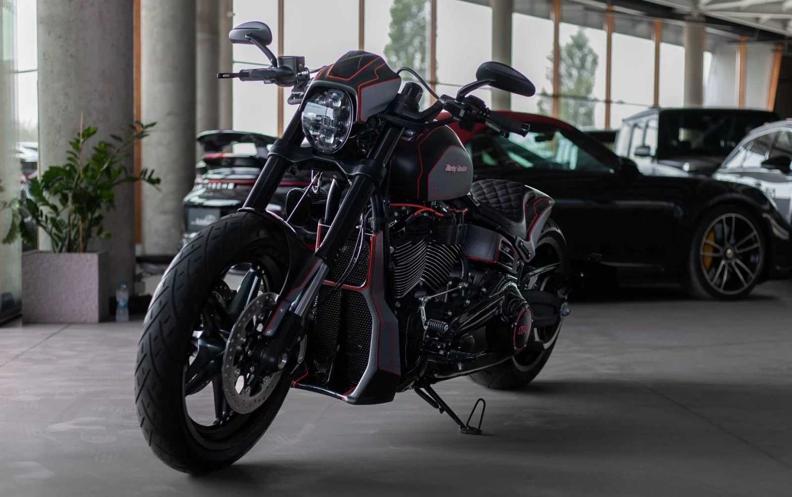 Harley-Davidson Softail FXDR 114 Custom, снимка 2 - Мотоциклети и мототехника - 54640113