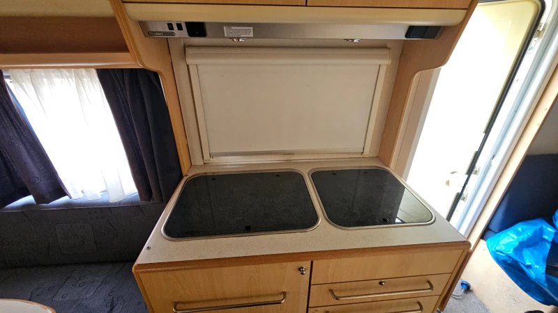 Каравана Chateau, снимка 7 - Каравани и кемпери - 53556901