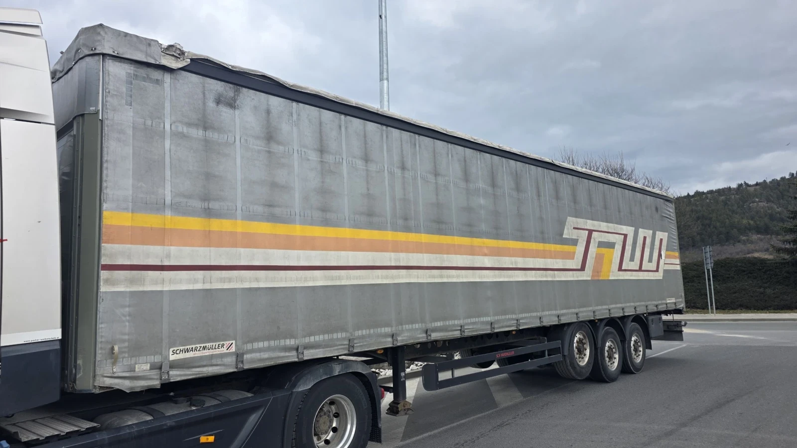 Полуремарке Schwarzmuller ВИСОЧИНА 2, 73 м XL