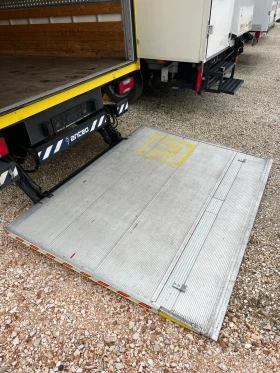 Фургон с падащ борд, снимка 11