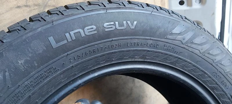 Гуми Летни 215/65R17, снимка 6 - Гуми и джанти - 35148094