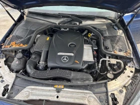 Mercedes-Benz C 300 CARFAX/ПАНОРАМА/ПОДГРЕВИ, снимка 11
