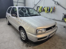 VW Golf 1.6 АВТОМАТ , снимка 2