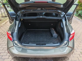 Toyota Corolla --2.0 HYBRIDE--BI TONE-КОЖА-ANDROIA AUTO-CAR PLAY, снимка 14