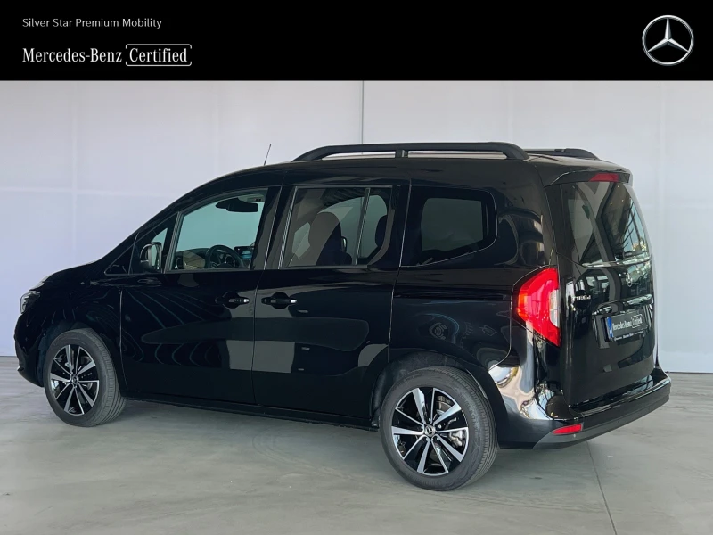 Mercedes-Benz T-класа 180d, снимка 2 - Автомобили и джипове - 50849426