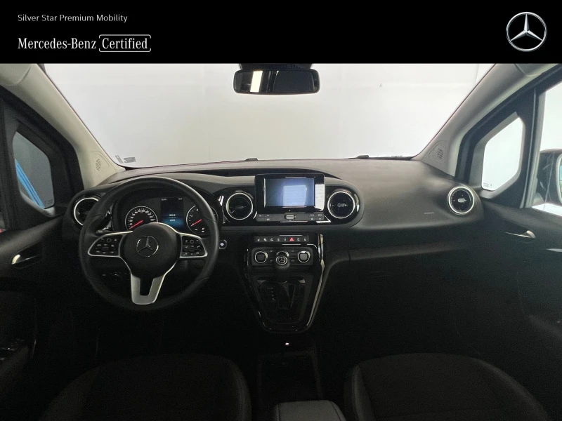 Mercedes-Benz T-класа 180d, снимка 11 - Автомобили и джипове - 50849426