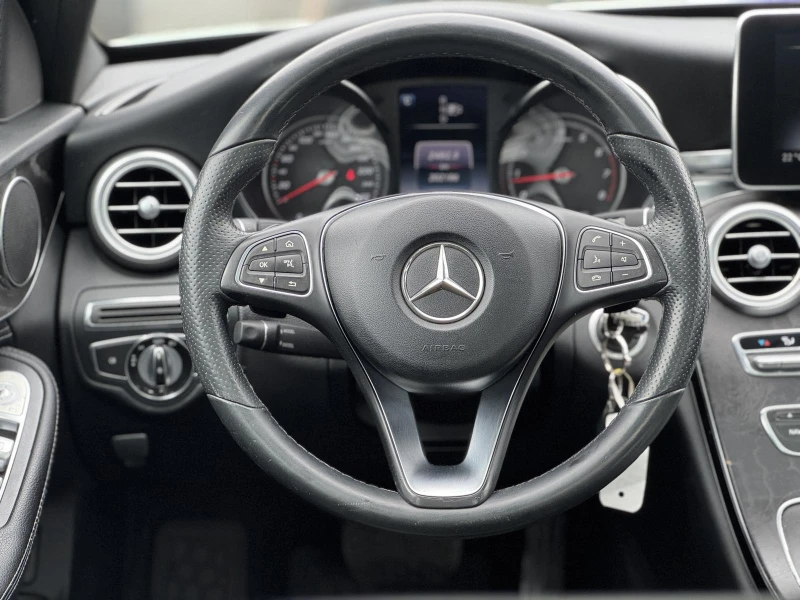 Mercedes-Benz C 300 AMG* 4-MATIC* LED, снимка 10 - Автомобили и джипове - 50863006