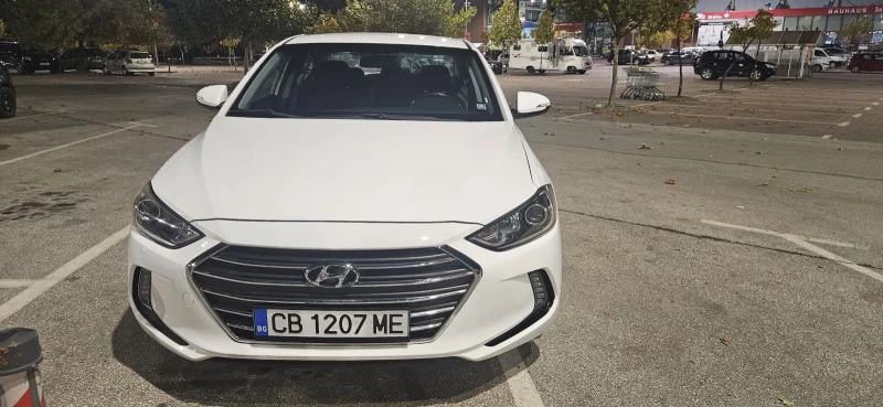 Hyundai Elantra 2.0, снимка 16 - Автомобили и джипове - 52578789