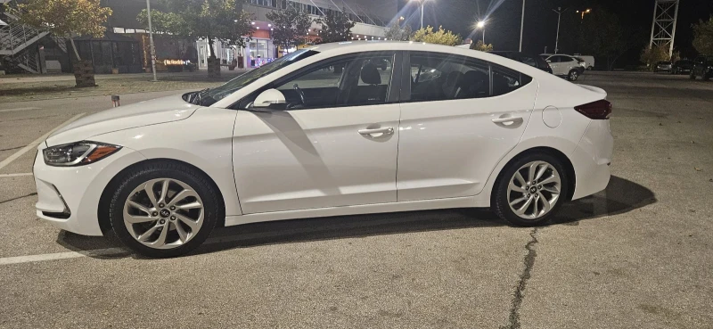 Hyundai Elantra 2.0, снимка 3 - Автомобили и джипове - 52578789