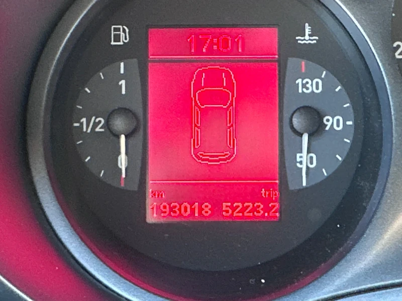 Seat Leon, снимка 12 - Автомобили и джипове - 52532684