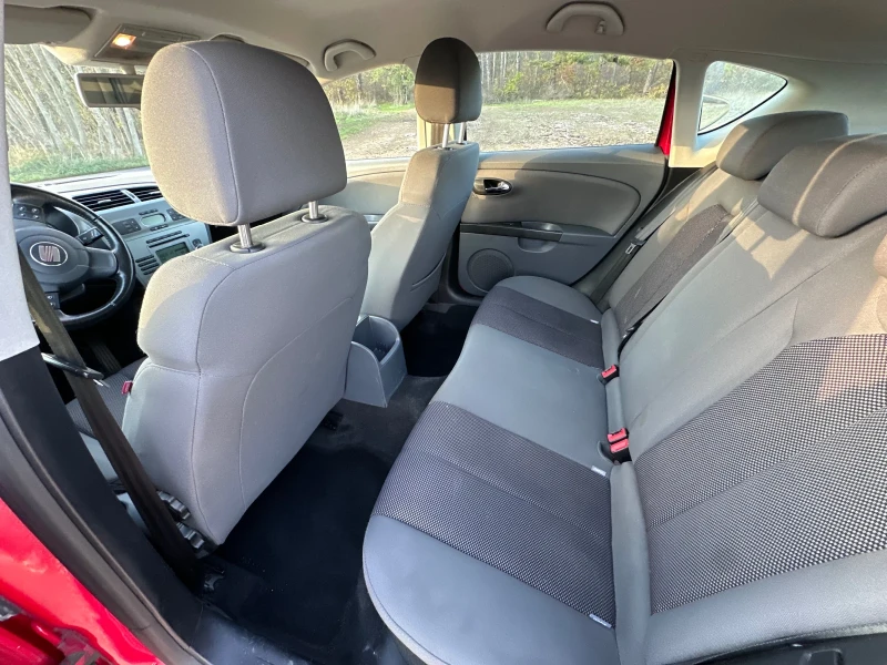 Seat Leon, снимка 8 - Автомобили и джипове - 52532684