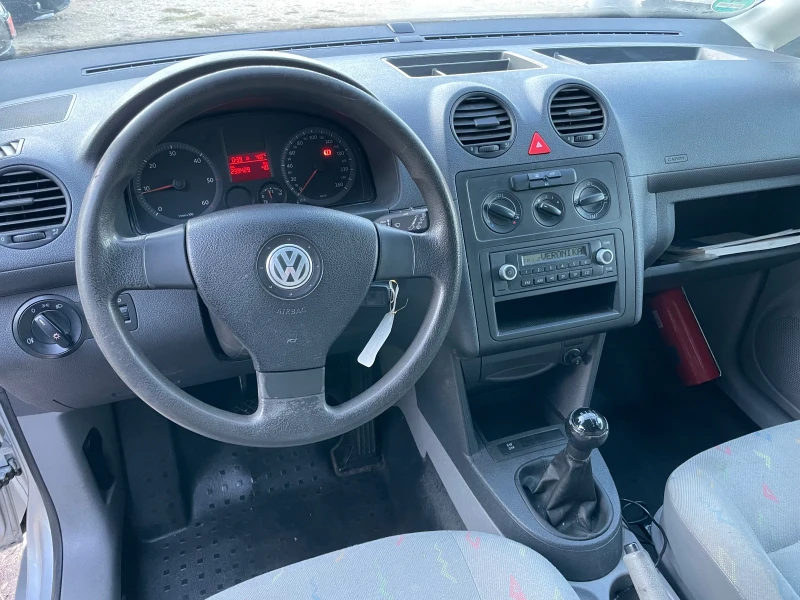 VW Caddy 1.9TDI/105hp/MAXI/2 плъзгащи/Товарно/Нови Гуми/, снимка 9 - Автомобили и джипове - 52805292