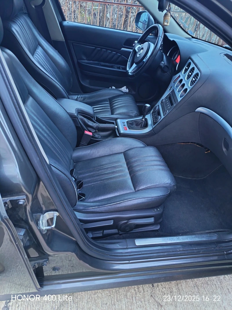 Alfa Romeo 159 sportwagon 2.4 JTDM, снимка 14 - Автомобили и джипове - 52886360