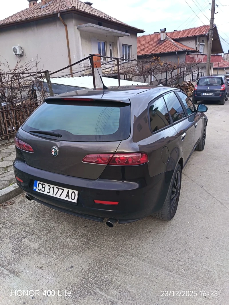 Alfa Romeo 159 sportwagon 2.4 JTDM, снимка 6 - Автомобили и джипове - 52886360