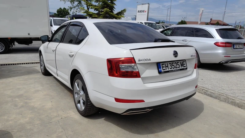 Skoda Octavia, снимка 4 - Автомобили и джипове - 52946633