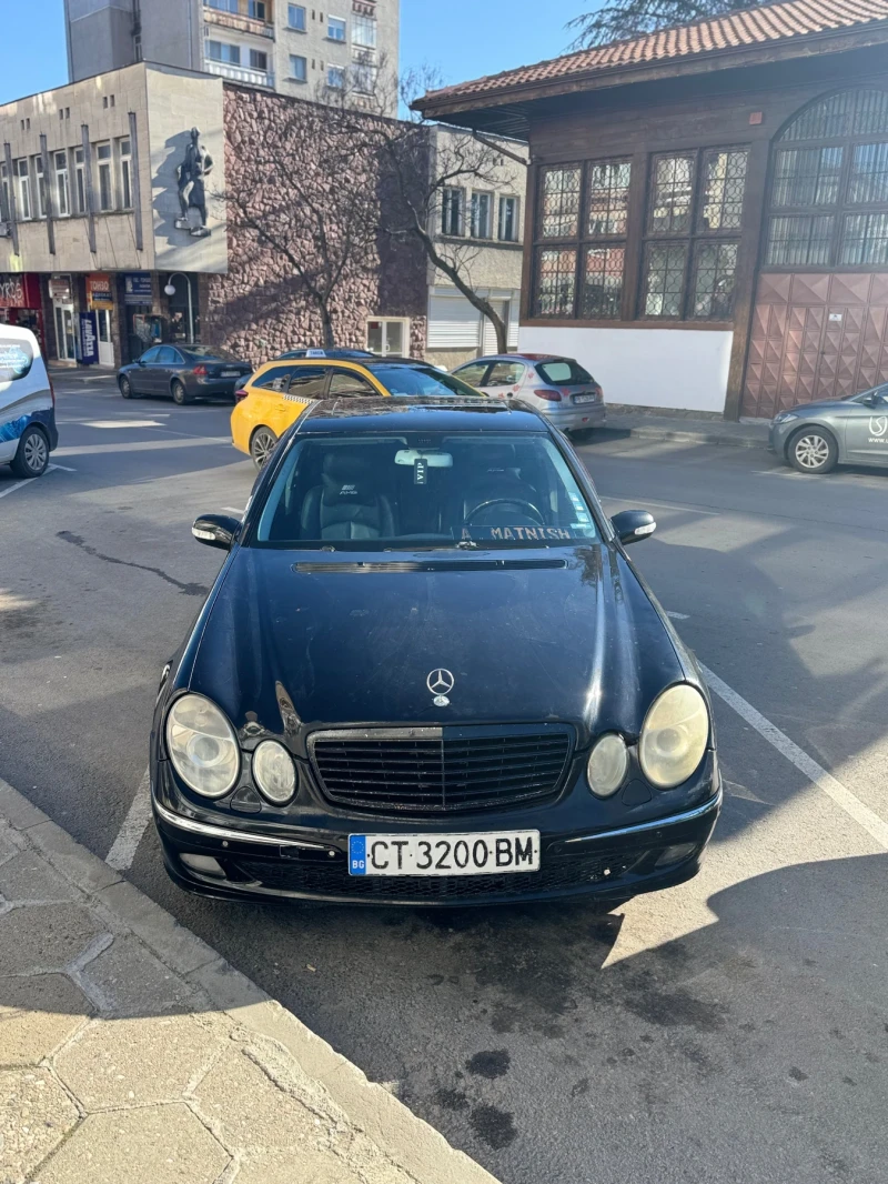 Mercedes-Benz E 320  avangard 3.2 CDI , снимка 11 - Автомобили и джипове - 52954600