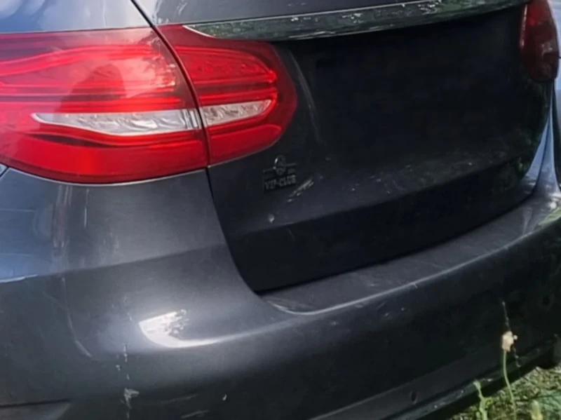 Mercedes-Benz C 220, снимка 3 - Автомобили и джипове - 53024493