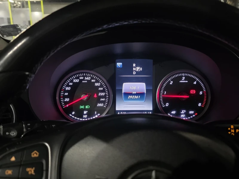 Mercedes-Benz C 220, снимка 9 - Автомобили и джипове - 53024493