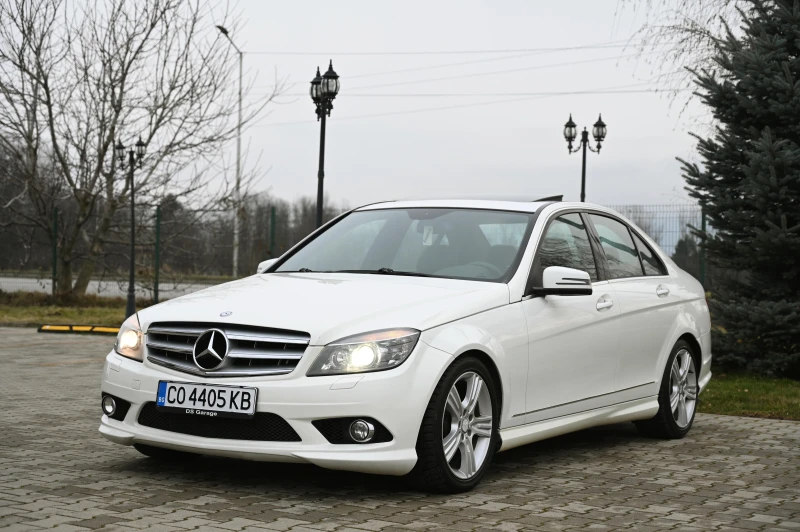 Mercedes-Benz C 300, снимка 15 - Автомобили и джипове - 53295770
