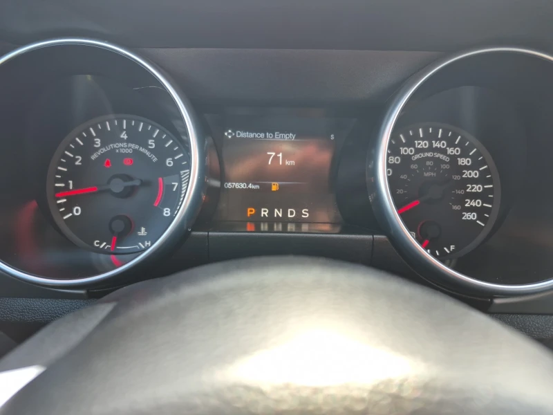 Ford Mustang 2.3 ECOBOOST| CARFAX| ОБДУХВАНЕ| БЕЗ ПЪРВОНАЧАЛНА , снимка 9 - Автомобили и джипове - 53373326